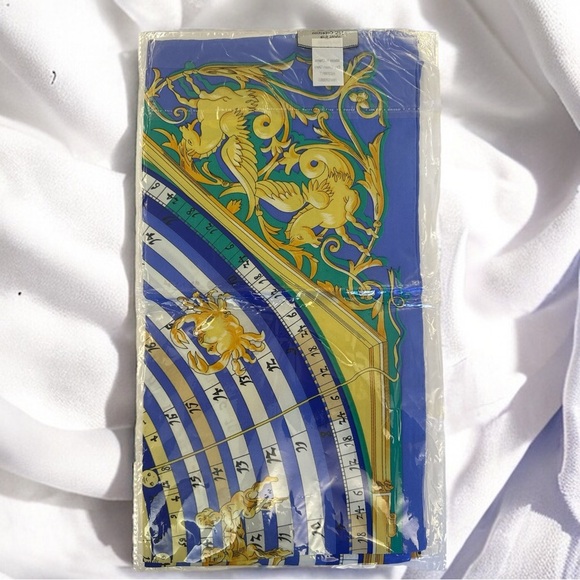 Zodiac Astrology Scarf Jackie Kennedy by Camrose and Kross - Picture 4 of 5